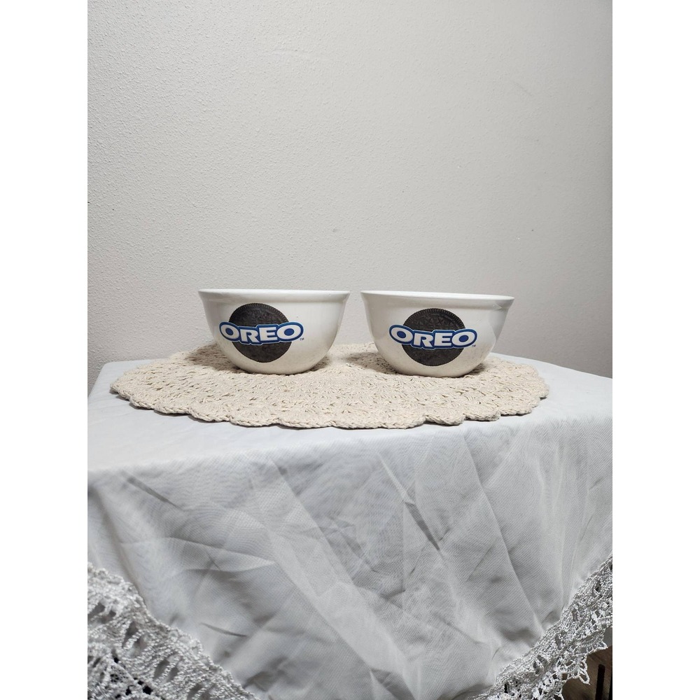Oreo Cookie Ceramic Cereal Bowls Set of 2 Nabisco Houston Harvest White Blue